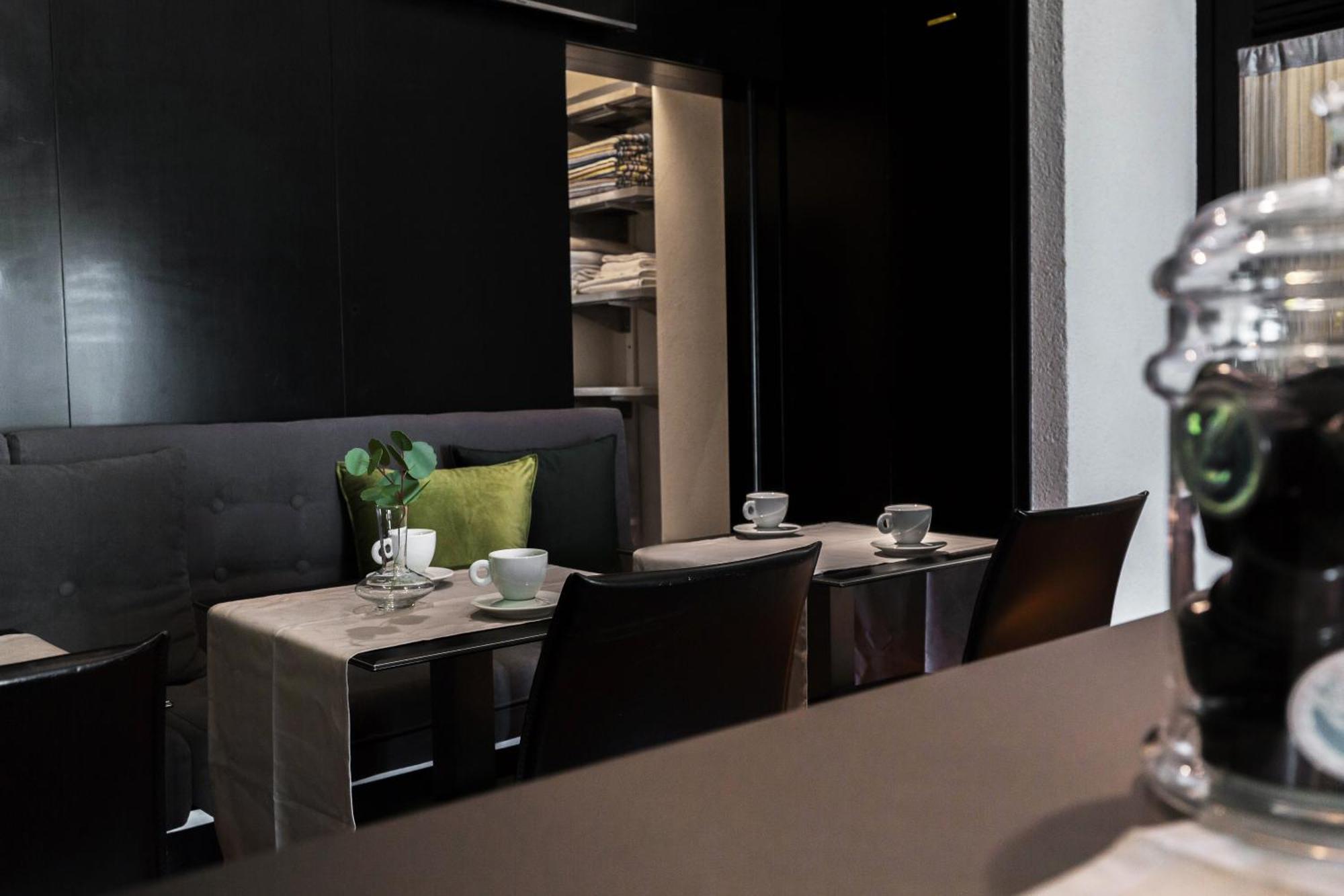 Martini Rooms Castello 卡利亚里 外观 照片