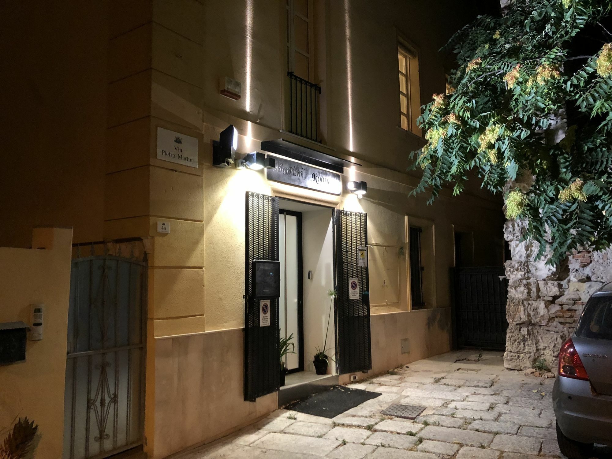 Martini Rooms Castello 卡利亚里 外观 照片