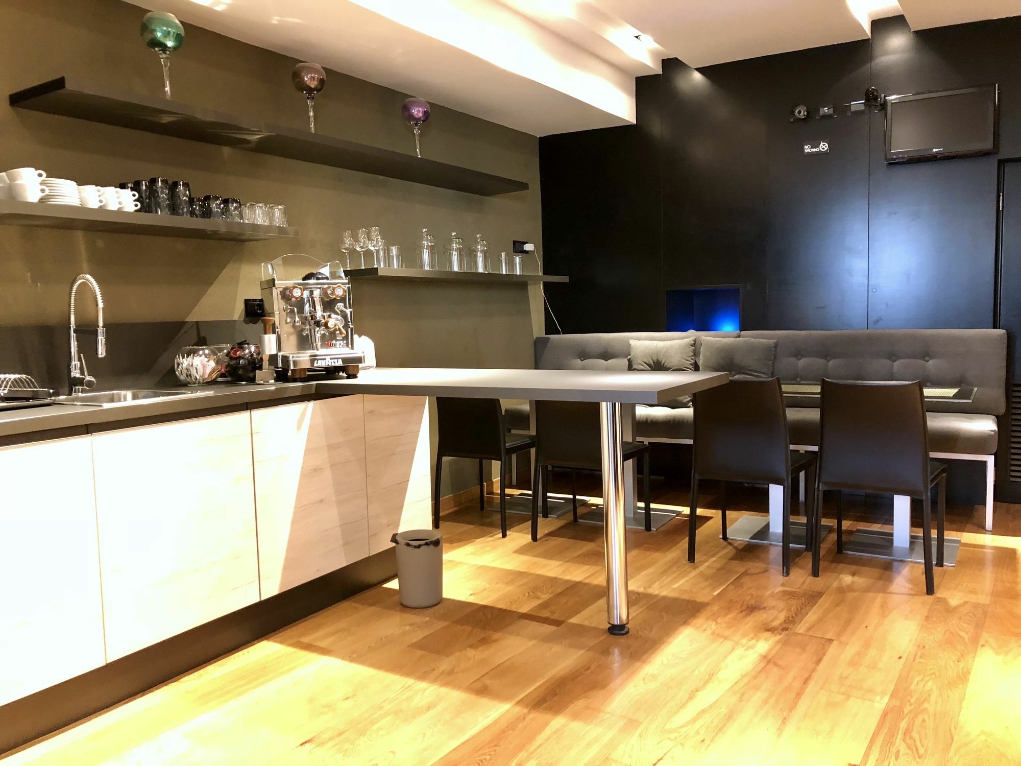 Martini Rooms Castello 卡利亚里 外观 照片