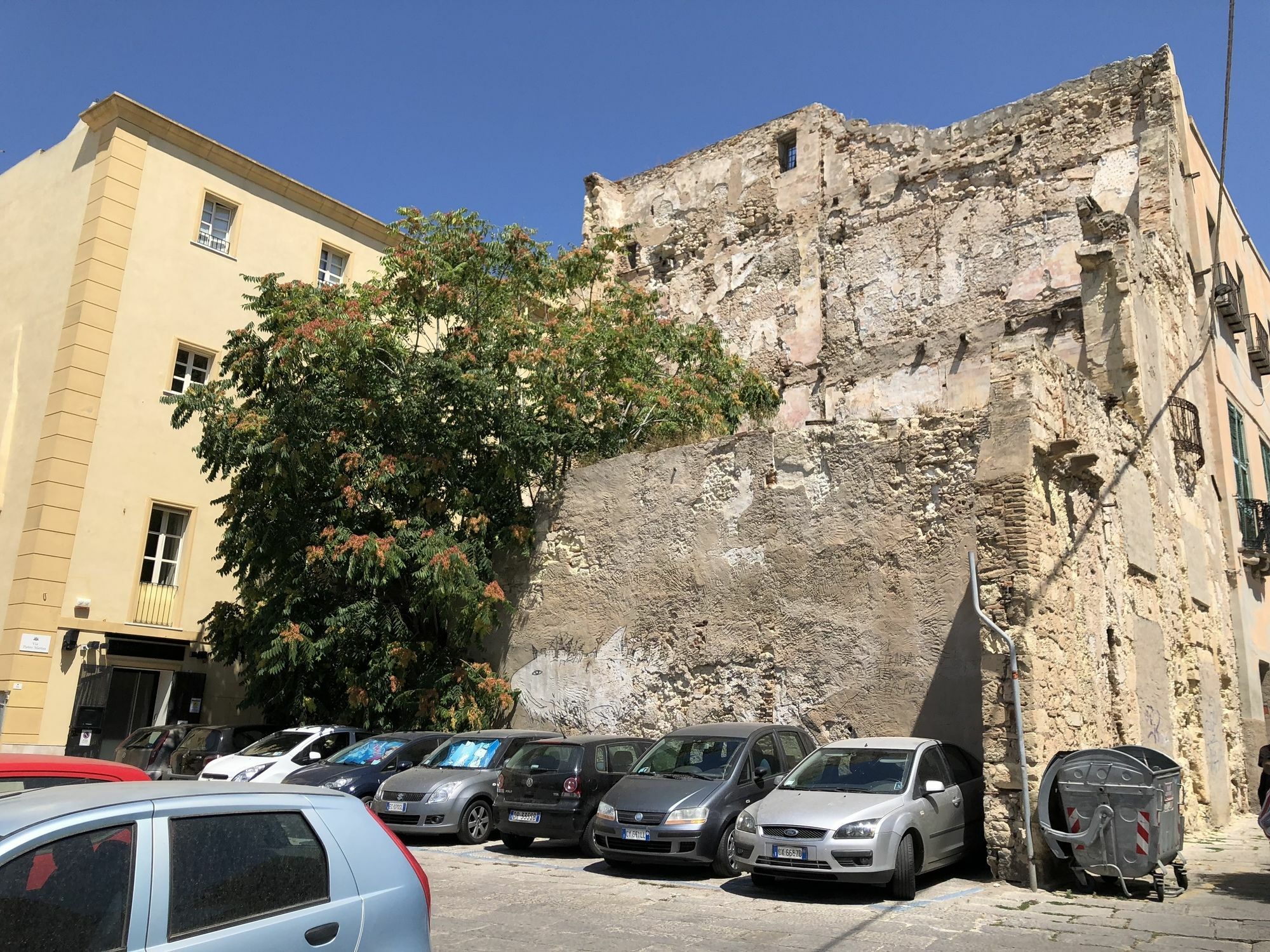 Martini Rooms Castello 卡利亚里 外观 照片